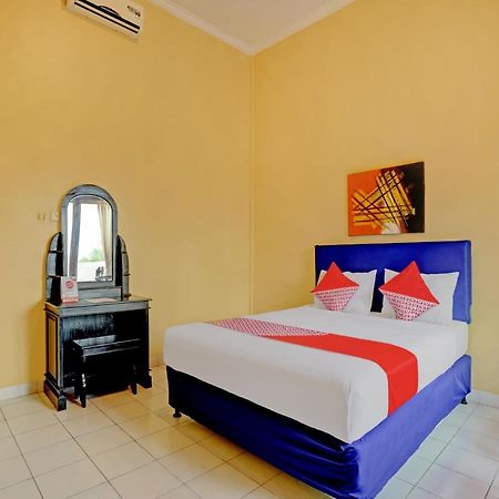 Oyo 3096 Hotel Dewi Warsiki Gilimanuk Dış mekan fotoğraf